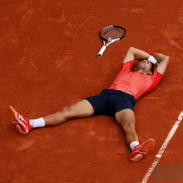 包含日本网球队鏖战德国网球队,费德勒打破历史纪录的词条 包含日本网球队鏖战德国网球队,费德勒打破历史纪录的词条