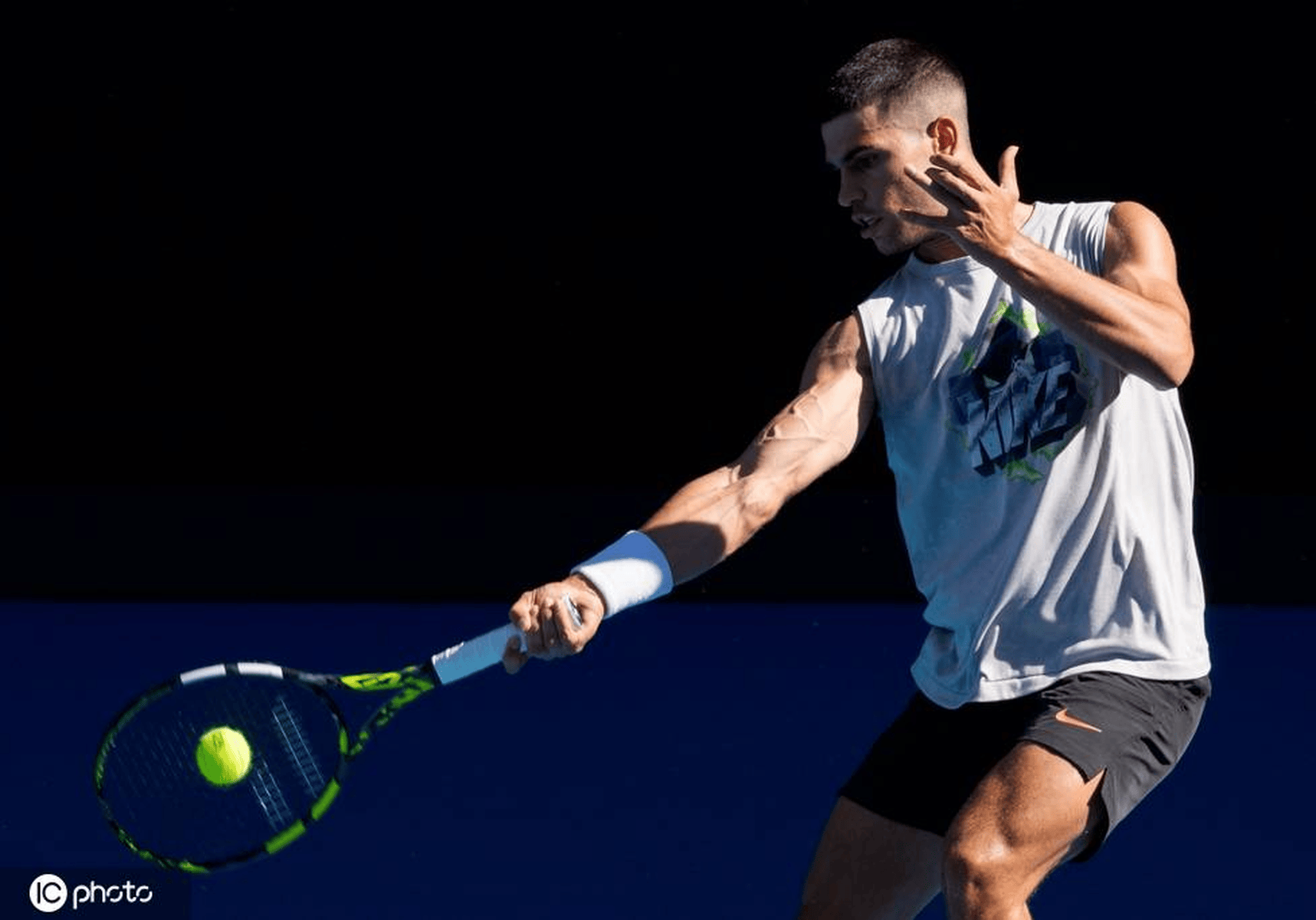 澳大利亚网球队强势日本网球队,阿尔卡拉斯送出助攻的简单介绍 澳大利亚网球队强势日本网球队,阿尔卡拉斯送出助攻的简单介绍