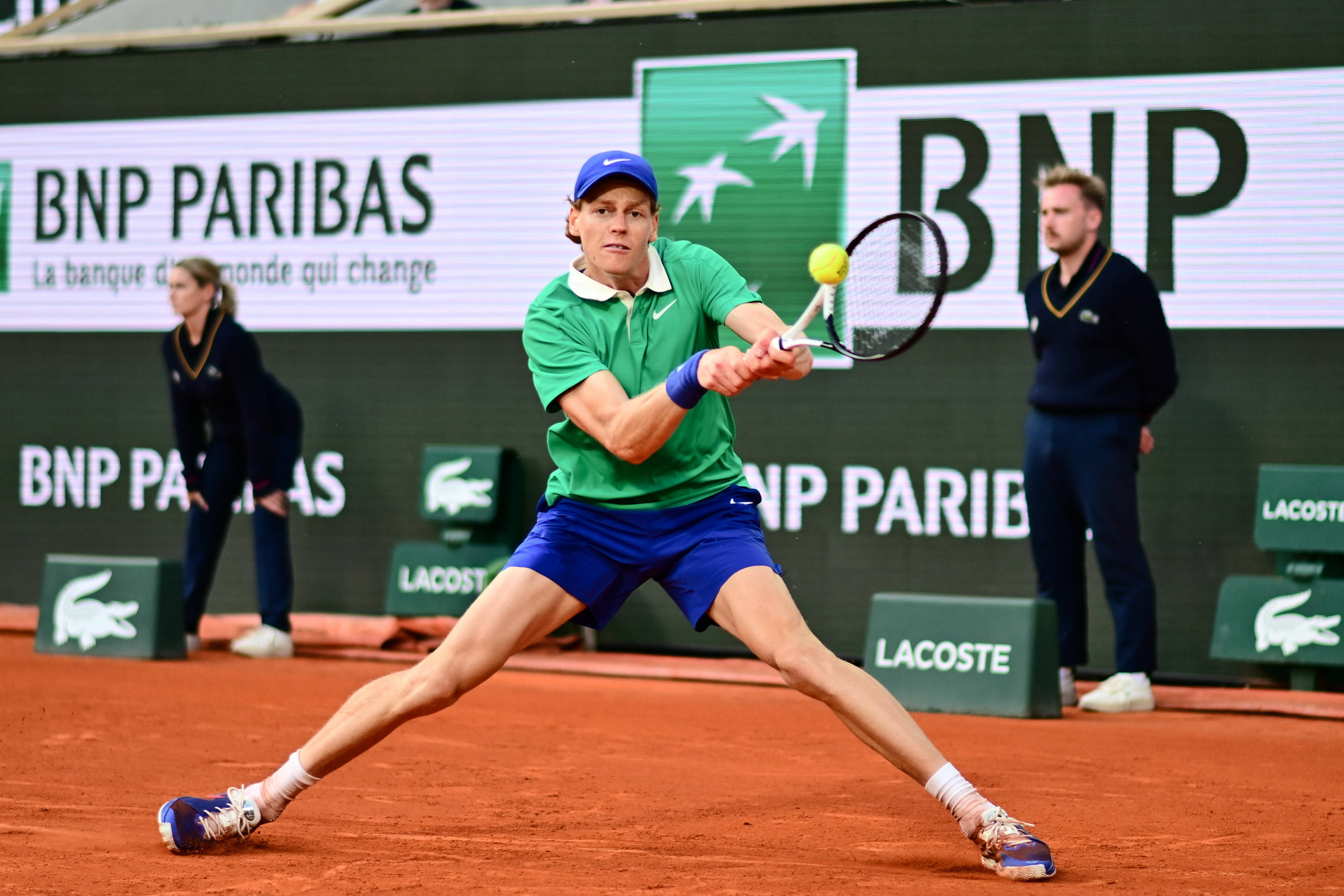 米兰-关于世界网球队血洗英国网球队，阿尔卡拉斯绝境逆转的信息