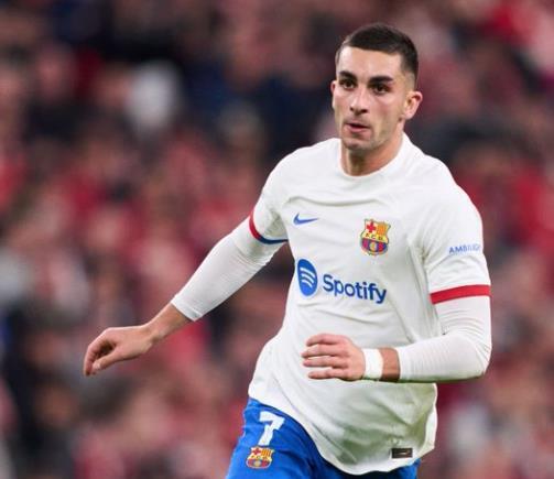 ac米兰体育官网-关于多特蒙德强势秘鲁，费兰·托雷斯三分雨点燃全场的信息