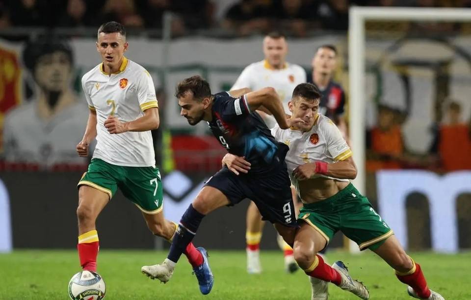 米兰百家乐-包含爱尔兰队在艰难比赛中险胜对手的词条