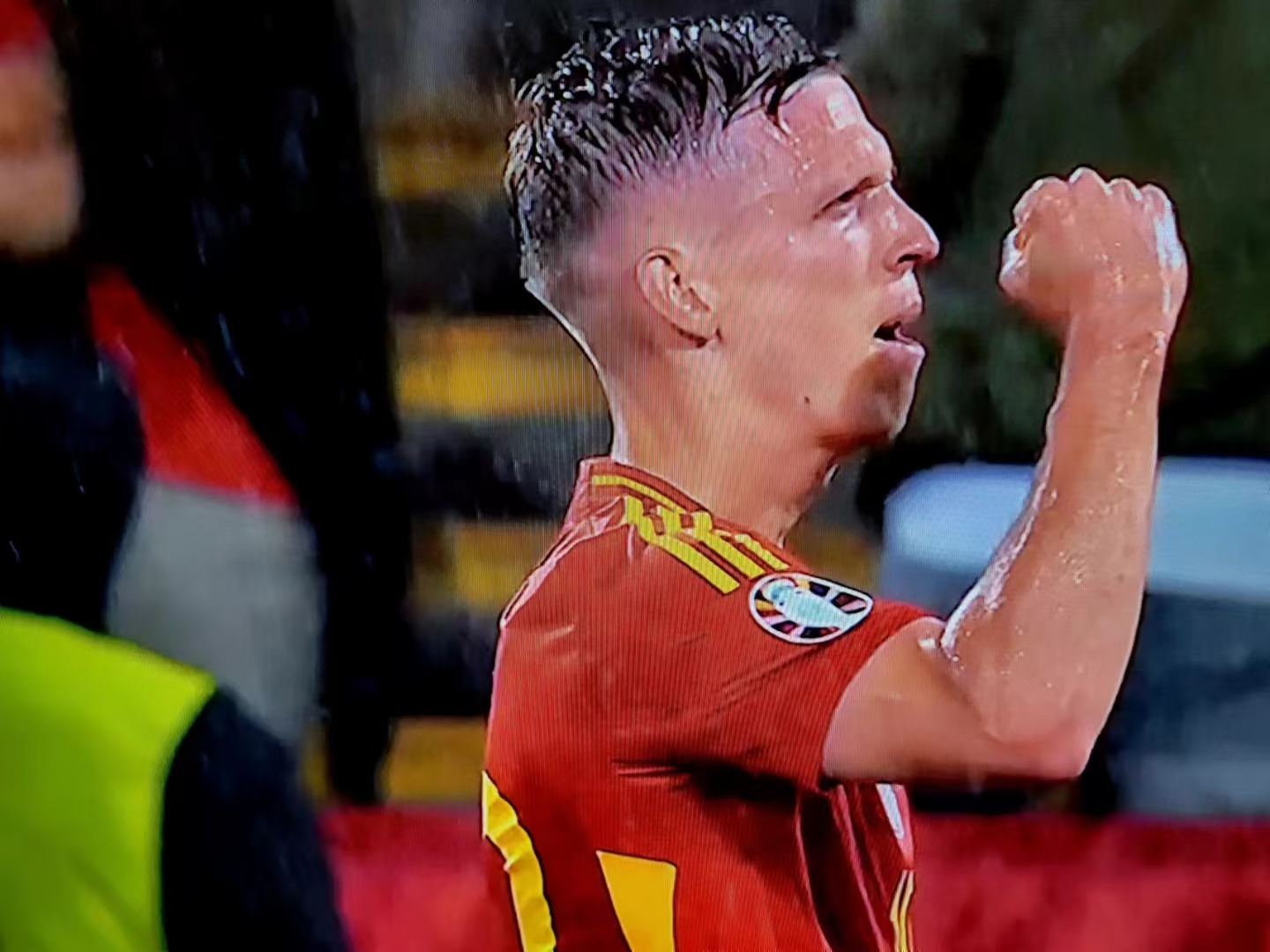 西班牙持续高歌猛进,信心大增的简单介绍 西班牙持续高歌猛进,信心大增的简单介绍