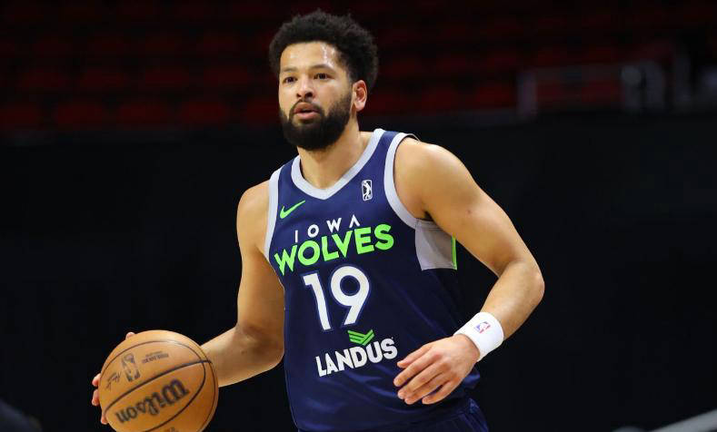 关于梅斯球员紧急训练备战，努力提升整体实力的信息