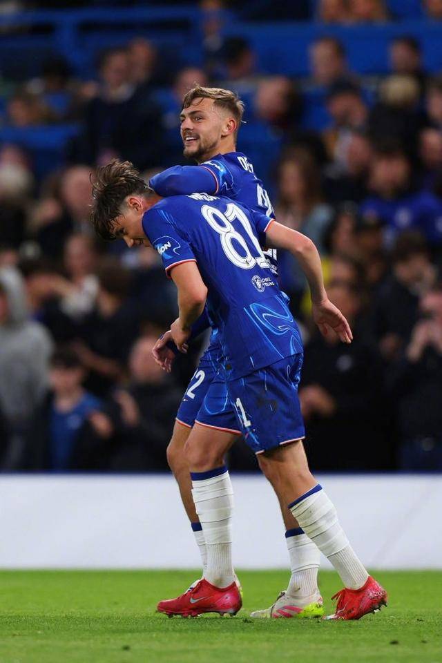 关于切尔西轻松逆转,成功晋级欧冠决赛的信息 关于切尔西轻松逆转,成功晋级欧冠决赛的信息